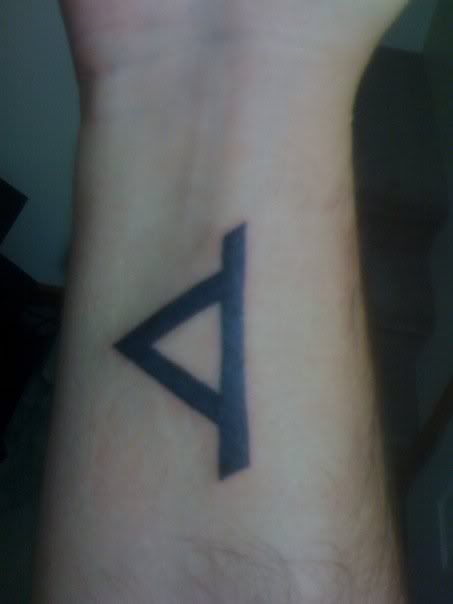 I feel the need to share my tattoo with you as well thorn tattoos
