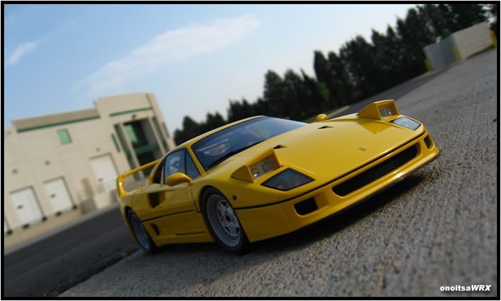 IMAGE: http://img.photobucket.com/albums/v414/onoitsawrx/Ferrari/KyoF40-004.jpg