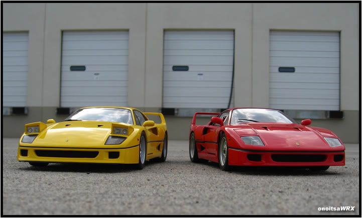 IMAGE: http://img.photobucket.com/albums/v414/onoitsawrx/Ferrari/twoF40-005.jpg