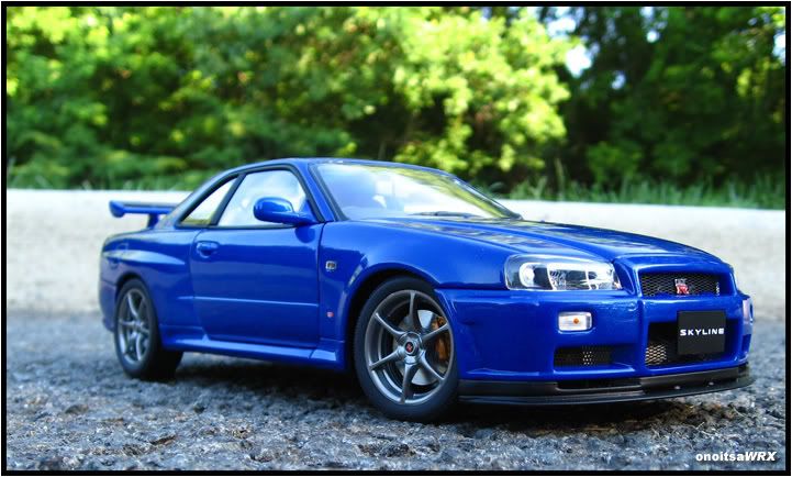 IMAGE: http://img.photobucket.com/albums/v414/onoitsawrx/Japanese/Skyline-008.jpg