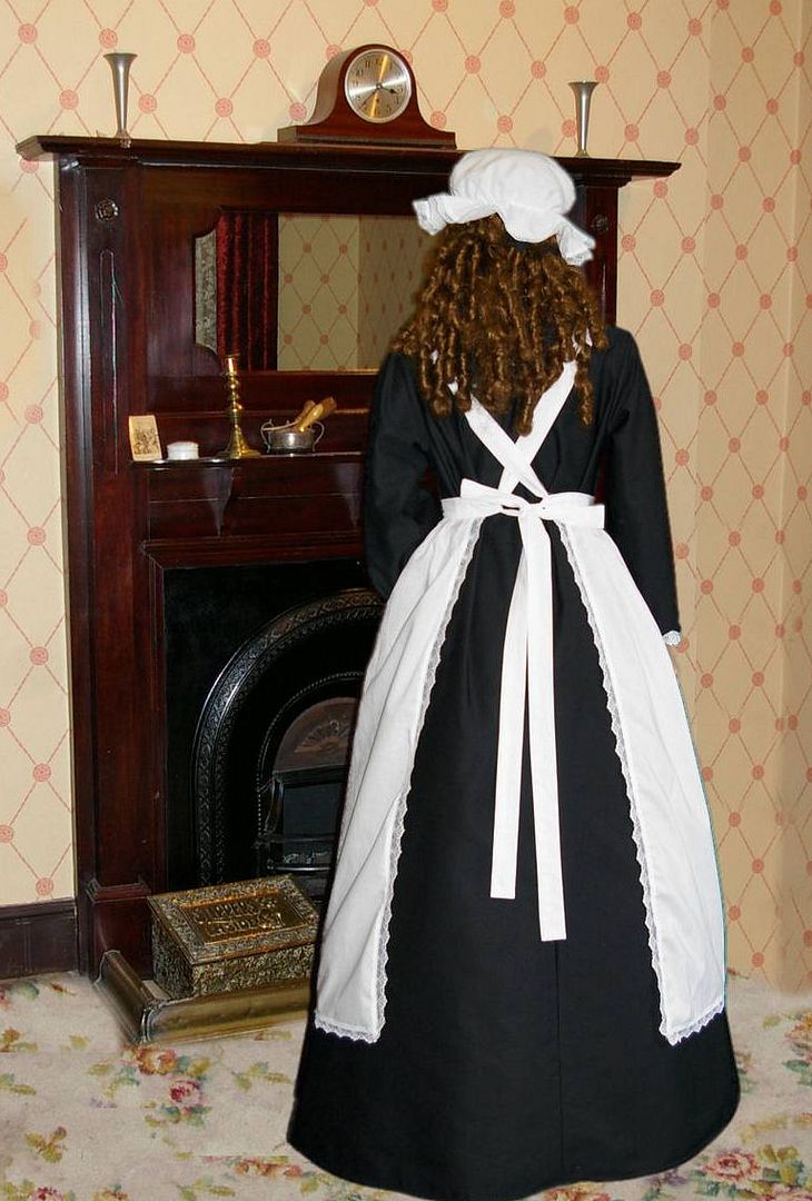 Ladies Victorian Edwardian Parlour Maids Apron And Mop Cap Costume Size 16 18 Ebay 