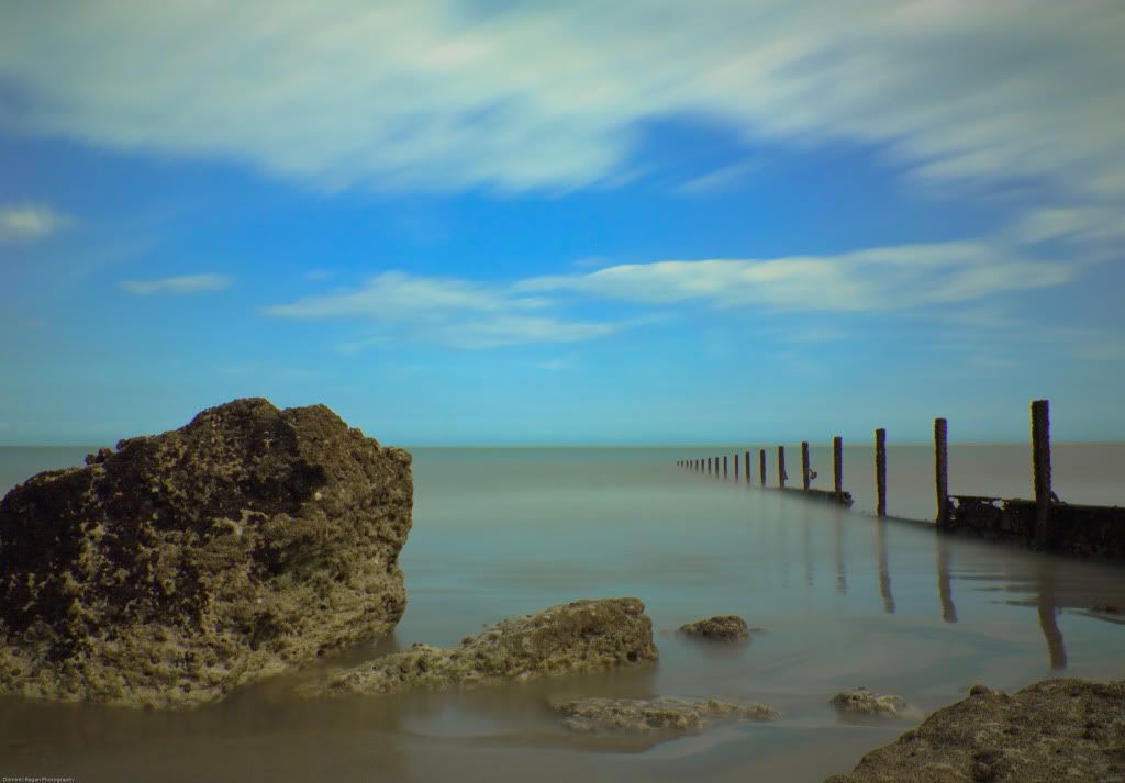 IMAGE: http://img.photobucket.com/albums/v415/shagnasty/Longexposurebeach-0906.jpg