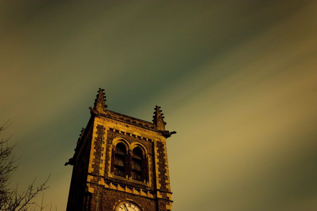 IMAGE: http://img.photobucket.com/albums/v415/shagnasty/Towerlongexposure-0221.jpg