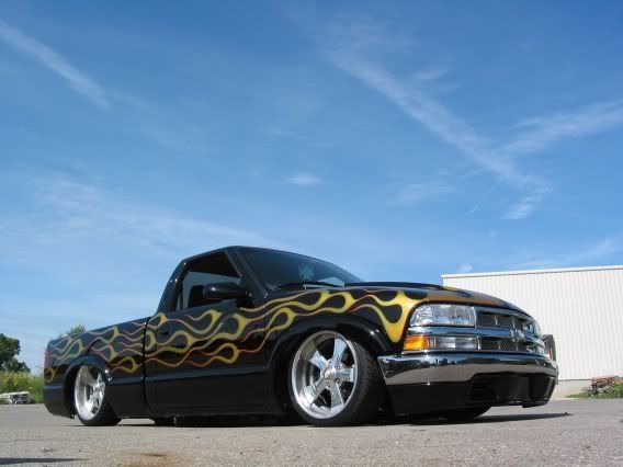 http://img.photobucket.com/albums/v417/kustombuilder/corey0151.jpg