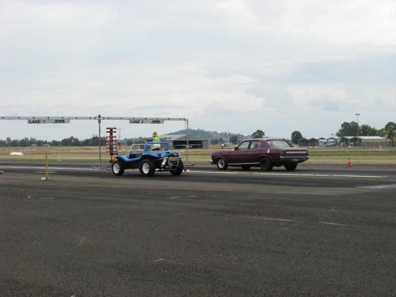 http://img.photobucket.com/albums/v419/montem/Gunnedah%20Drags%20Mar%202011/gunnedahmar2011010.jpg