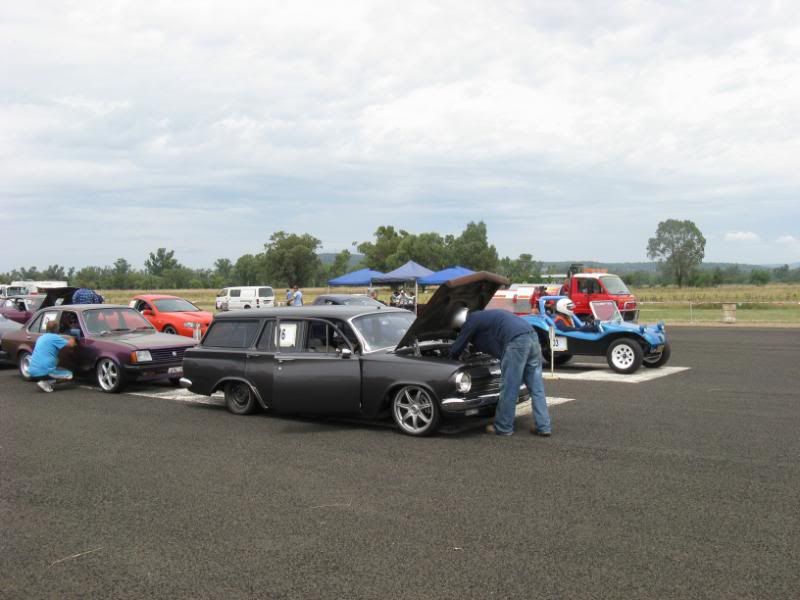 http://img.photobucket.com/albums/v419/montem/Gunnedah%20Drags%20Mar%202011/gunnedahmar2011015.jpg