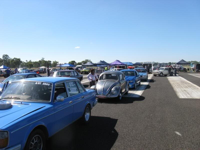 http://img.photobucket.com/albums/v419/montem/Gunnedah%20Drags%20Mar%202011/gunnedahmar2011023.jpg