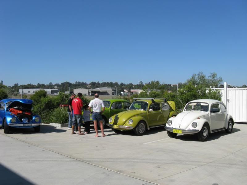 http://img.photobucket.com/albums/v419/montem/Vee%20Dub%20Pit%20Stop%20Cruise%202010/pitstopcruise2010044.jpg