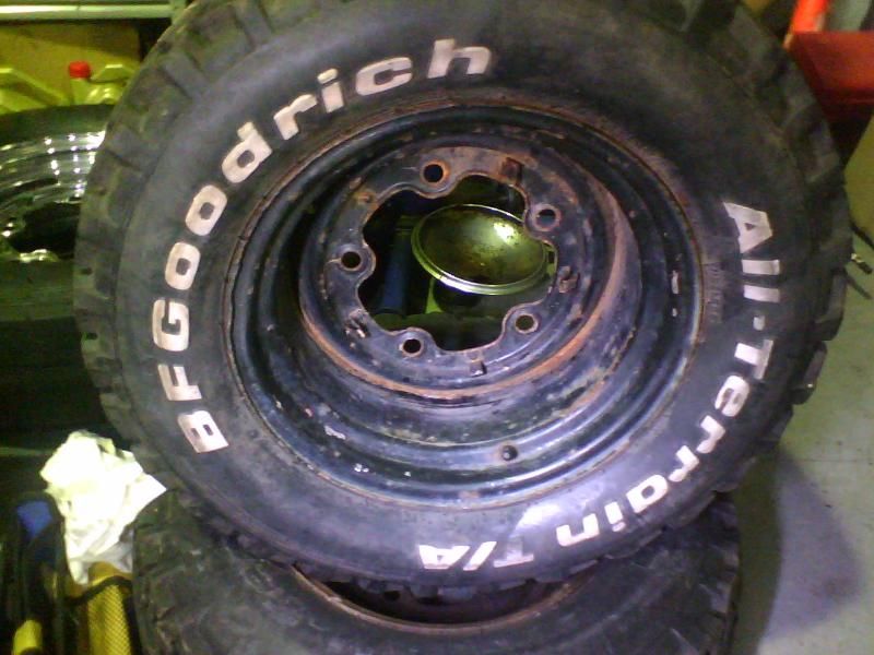 http://img.photobucket.com/albums/v419/montem/Wheels%20for%20sale/0712121505-02.jpg