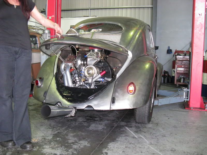 http://img.photobucket.com/albums/v419/montem/rusty%20oval/rosesovalenginepics100911033.jpg