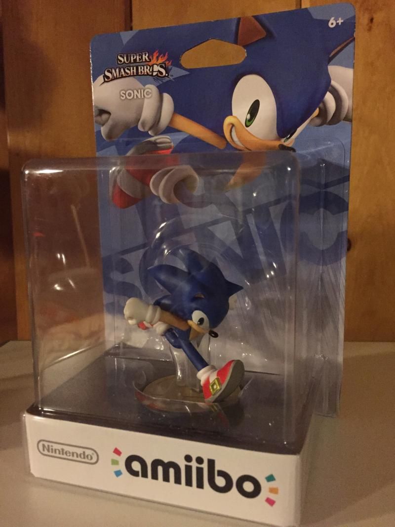 SonicAmiibo2-6-2015.jpg