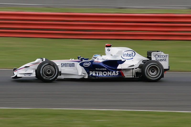 IMAGE: http://img.photobucket.com/albums/v420/danvohagan/BMW1.jpg