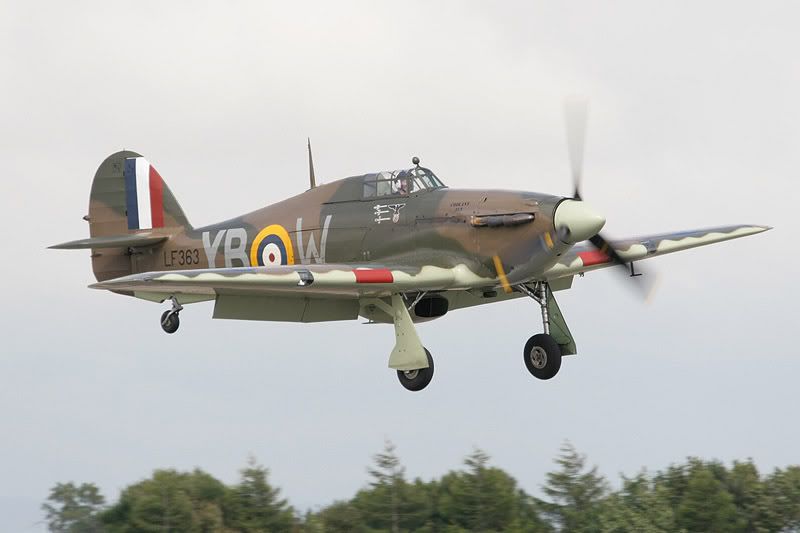 IMAGE: http://img.photobucket.com/albums/v420/danvohagan/Hurri1.jpg