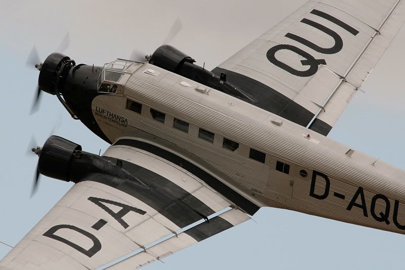 IMAGE: http://img.photobucket.com/albums/v420/danvohagan/Legends02.jpg