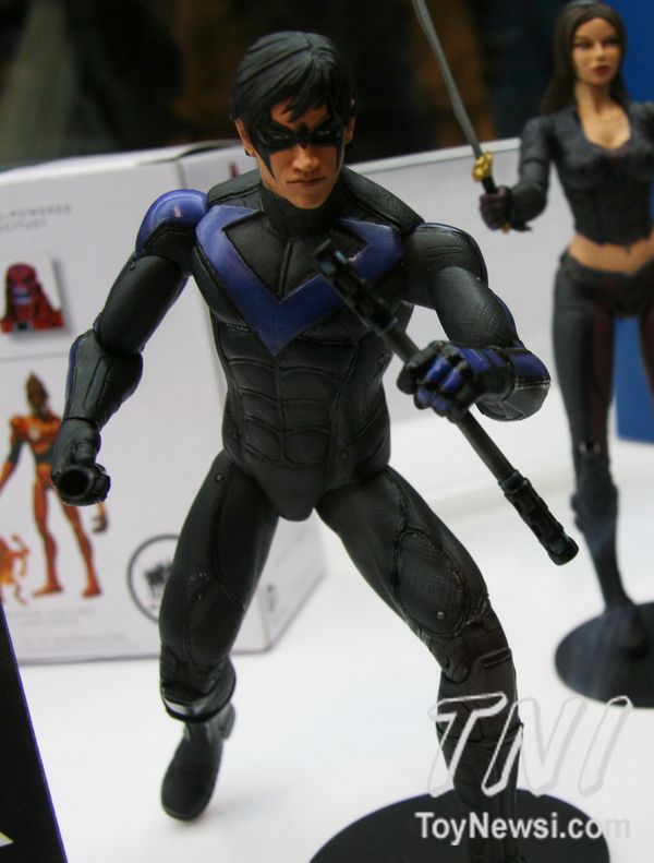 DC Arkham Nightwing Figure
