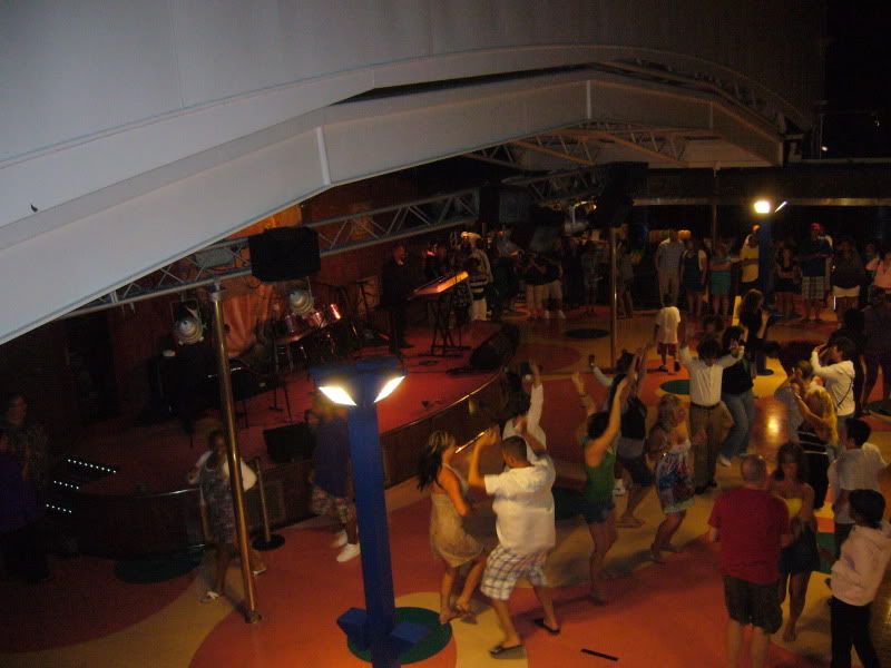 CruisetoBahamas225.jpg