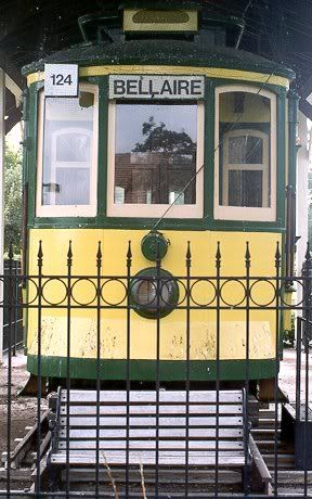 Bellairehoustontrolley3.jpg