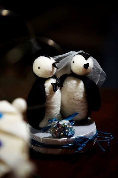Penguin cake topper if it were going to be a winter wedding