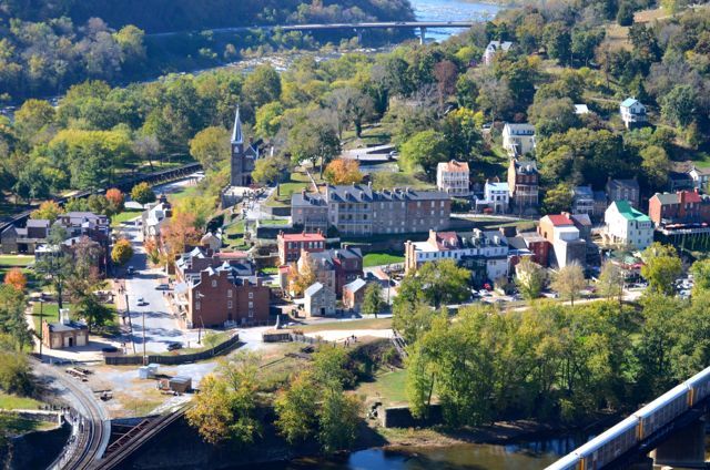  photo viewofharpersferry.jpg