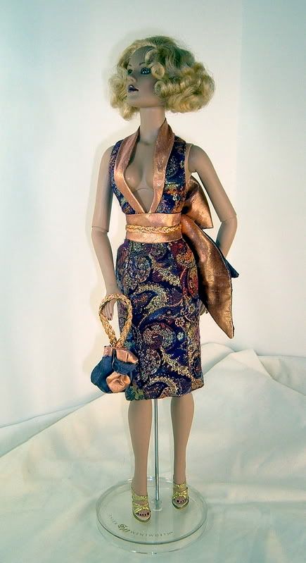 Bronze Paisley Fashion