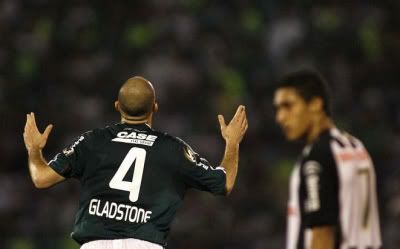 Gladstone marcou na goleada do Palmeiras
