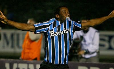 Reinaldo marcou o golo do Grêmio
