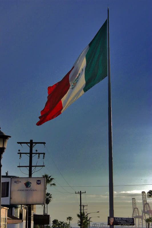 IMAGE: http://img.photobucket.com/albums/v429/taitcampbell/baja5.jpg