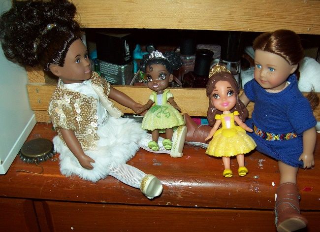 mini%20princesses_zpsauos4zw5.jpg