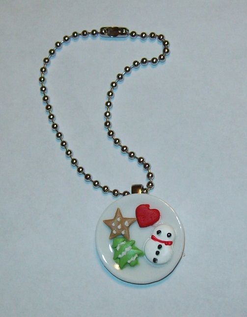 doll%20necklace_zps2yan26yk.jpg