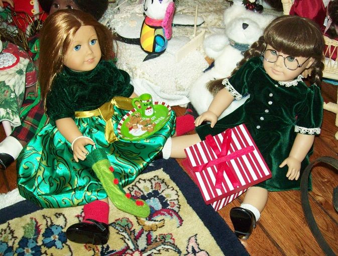 em%20and%20molly%20xmas_zpsnityfq6g.jpg