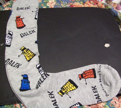 photo daleksocks_zpsdf3984aa.jpg