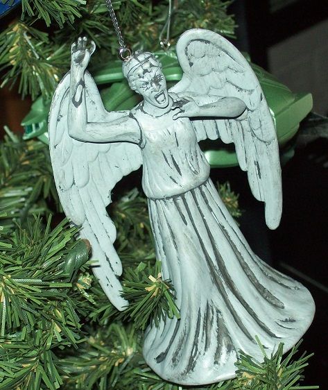 new%20weeping%20angel_zpstvd7bqt6.jpg