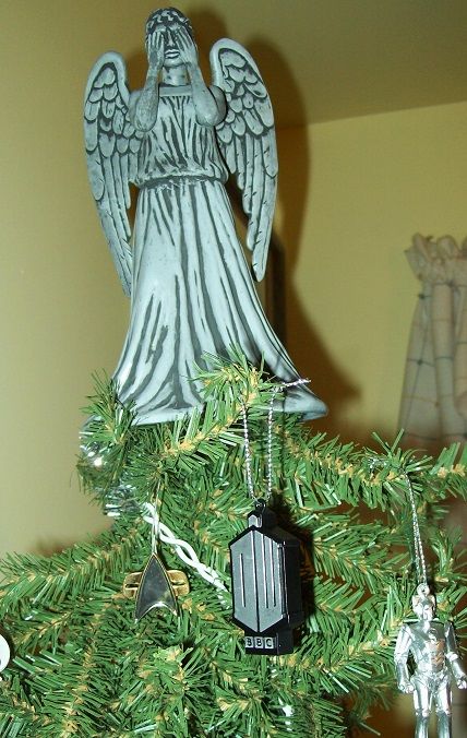trekwhomastree3_zps9e1d59c3.jpg