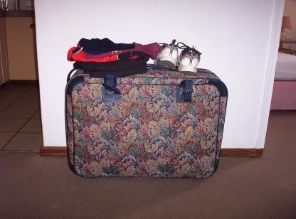  photo Suitcase.jpg