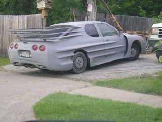 http://img.photobucket.com/albums/v431/insanecowstar/uglyvette.jpg