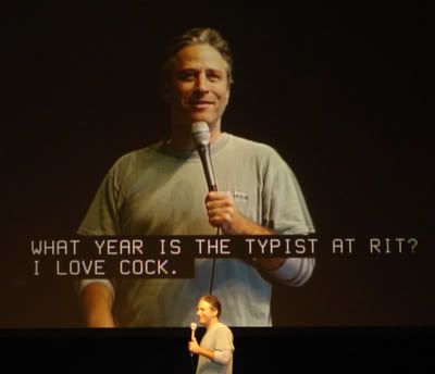 http://img.photobucket.com/albums/v433/Jannygirl/JonStewart4_sm.jpg