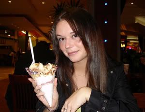 http://img.photobucket.com/albums/v433/Jannygirl/coldstone.jpg