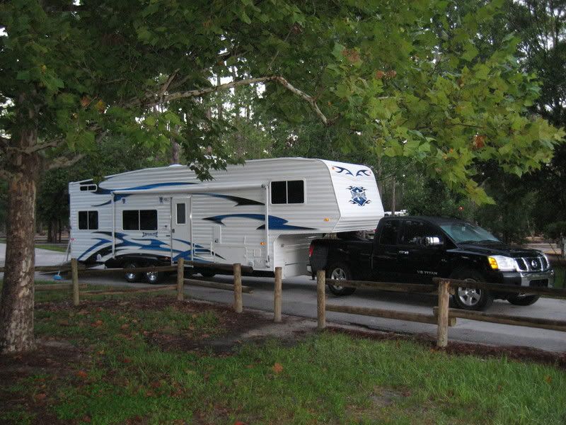 Towing a fifth wheel with a nissan titan #2