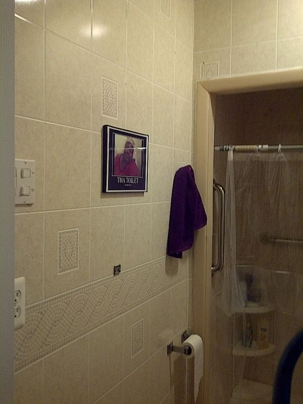 4x4 sq foot bathroom in "new" (old) house HELP!