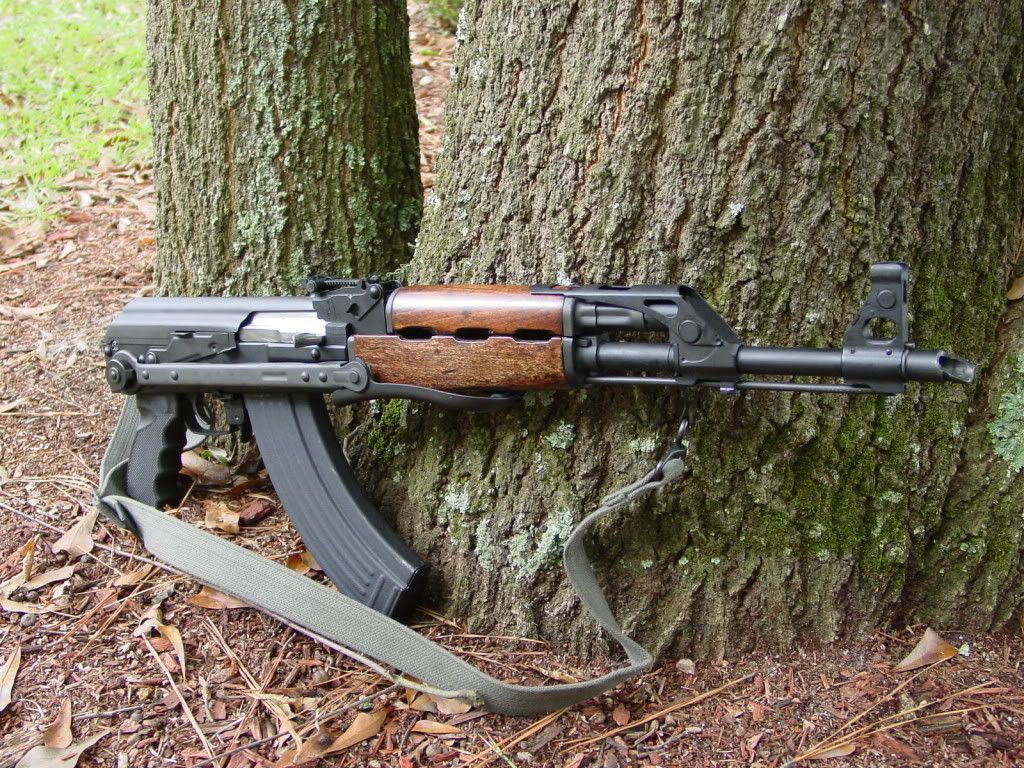 Got my yugo m70 handguard set from apex.....