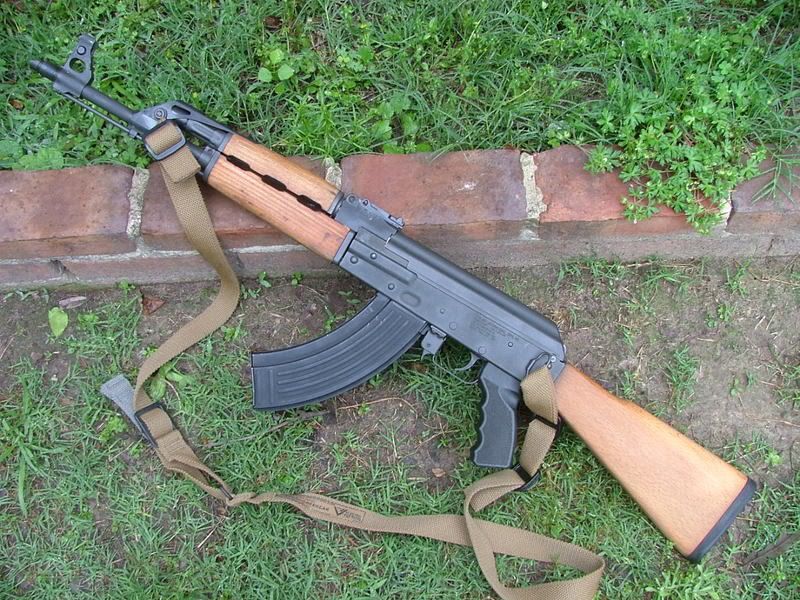 yugo ak