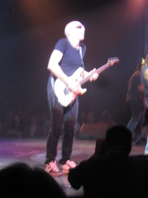 JoeSatriani046.jpg