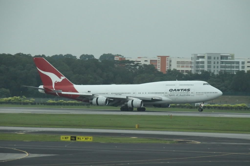 Qantas_VH-OJC.jpg