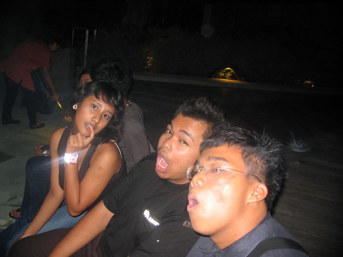 Image hosted by Photobucket.com