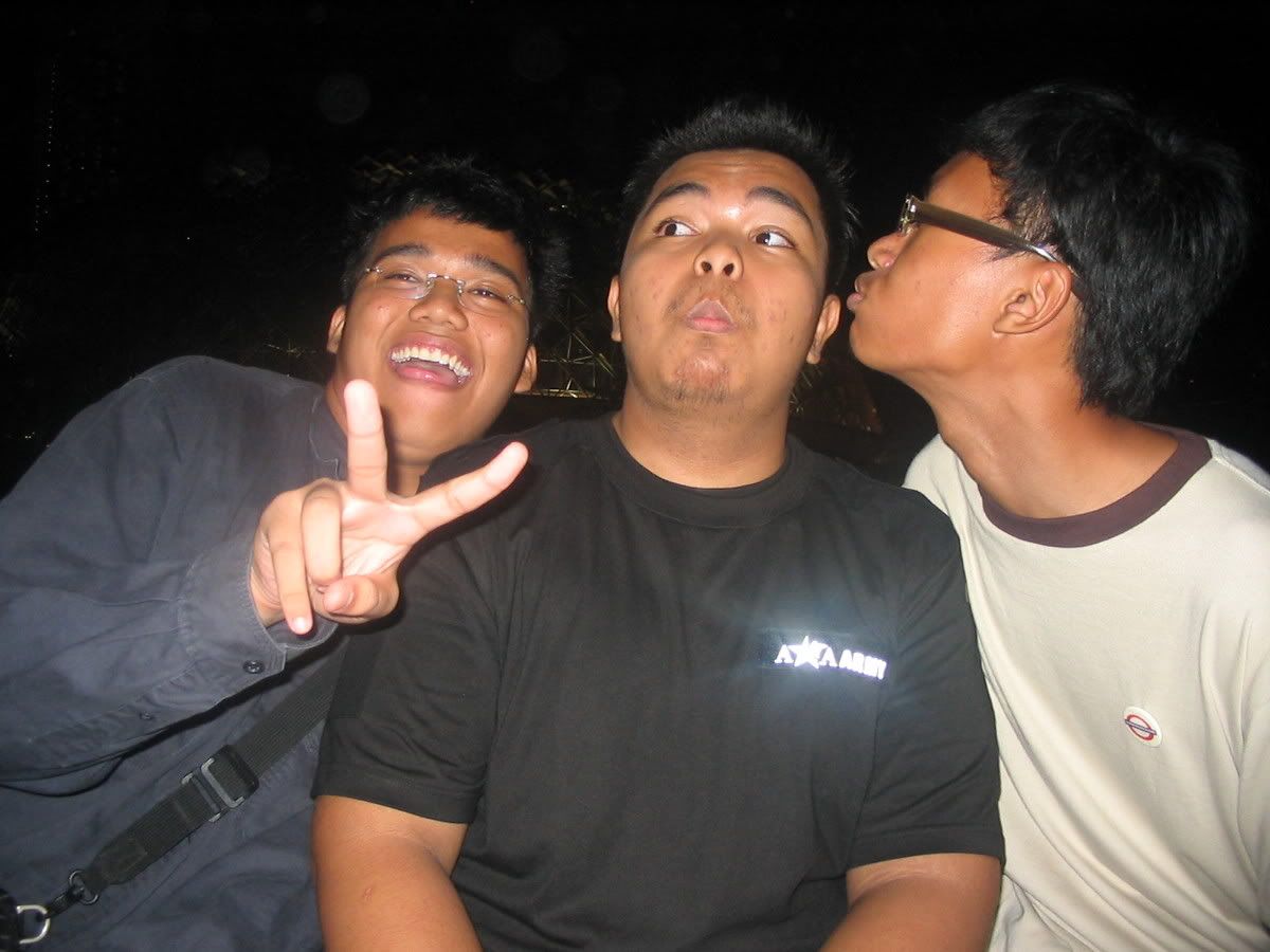 Image hosted by Photobucket.com