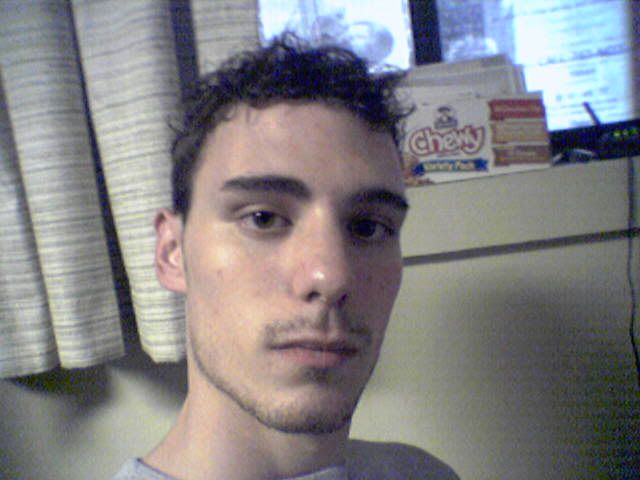 [http://img.photobucket.com/albums/v443/Sarn_Cadrill/jon-new2.jpg]