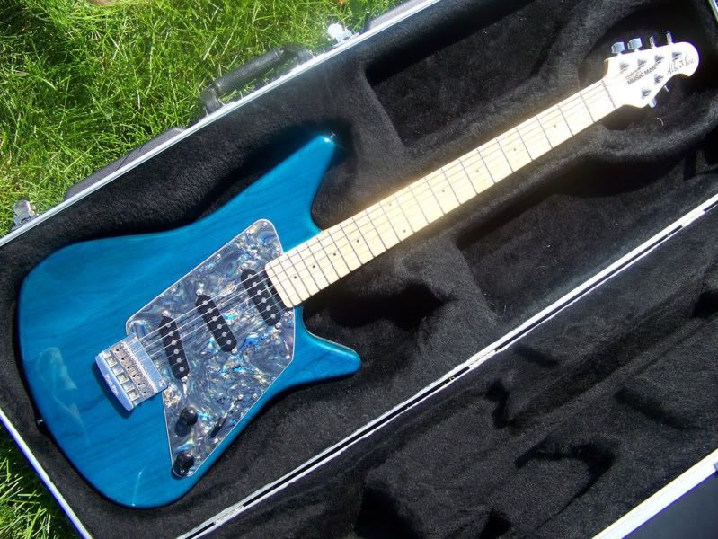 GuitarForSale001.jpg