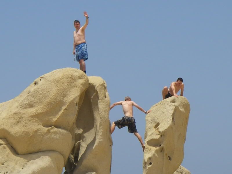 IMGP0555.jpg Climbing rocks in Cabo image by justmestace