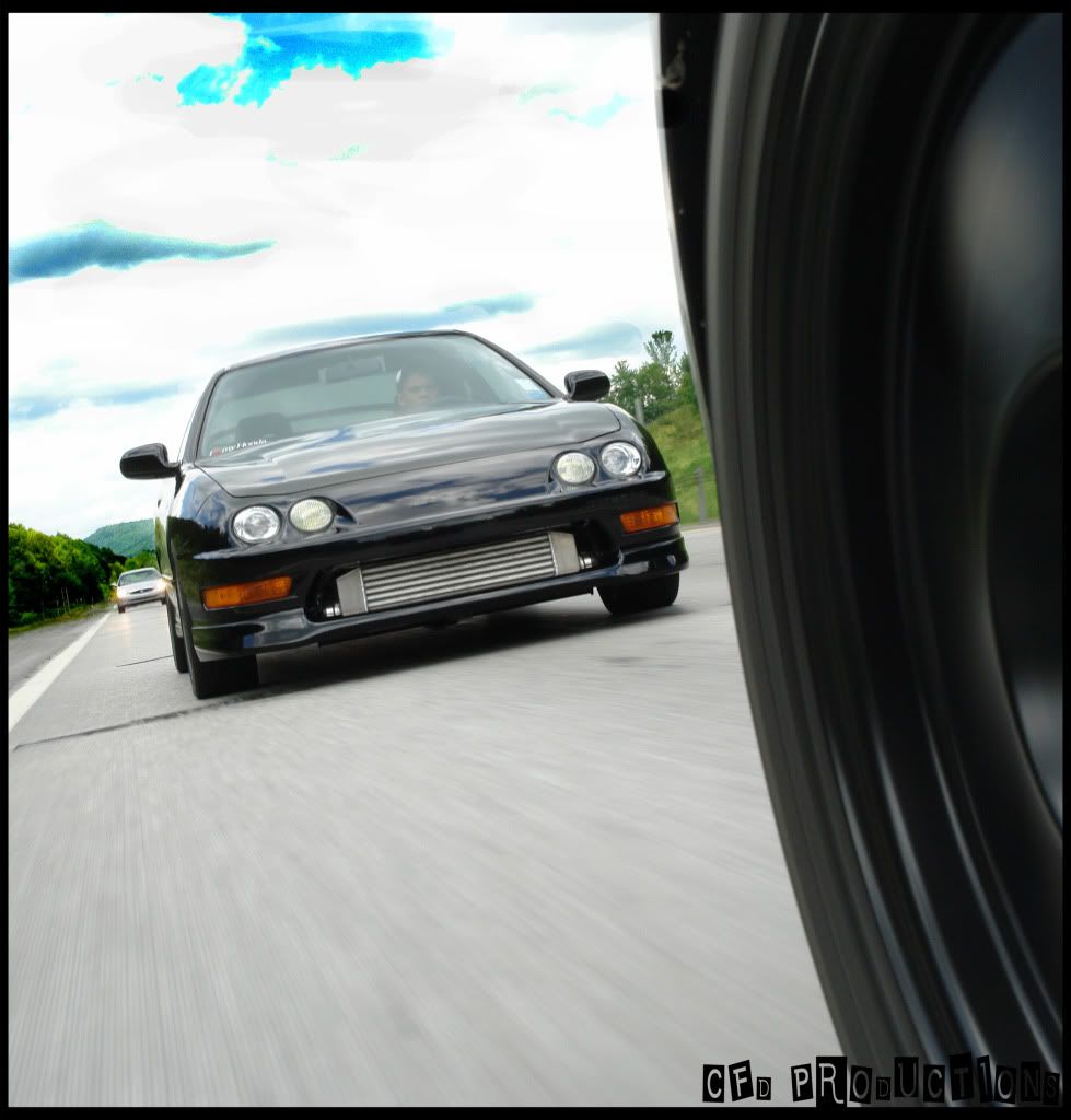 http://img.photobucket.com/albums/v45/cnycivic/DSC03457copy.jpg