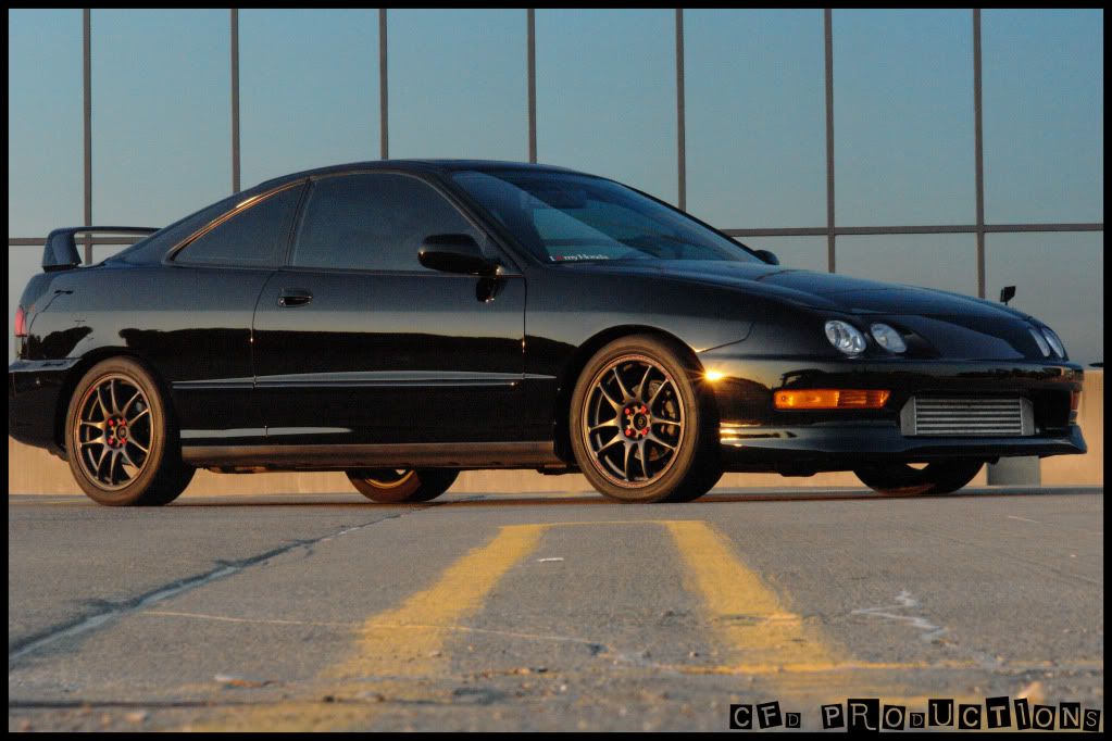 http://img.photobucket.com/albums/v45/cnycivic/DSC03596copy.jpg